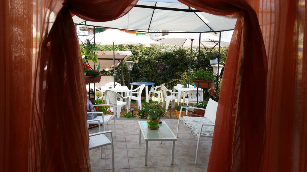 Beb I Delfini Di Casa Paola Acomodação com café da manhã Mascali Exterior foto