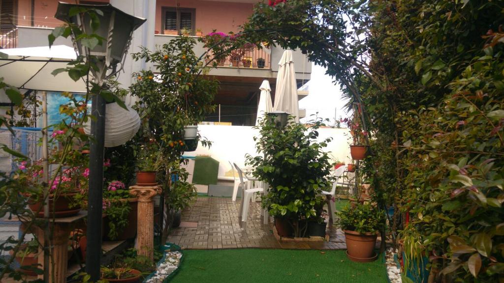 Beb I Delfini Di Casa Paola Acomodação com café da manhã Mascali Exterior foto